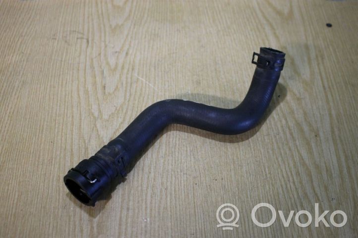 Volkswagen PASSAT B6 Tubo flessibile del liquido di raffreddamento del motore 1K0122073T