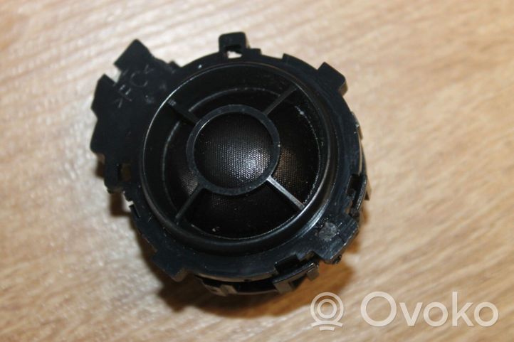 Volkswagen Golf V Enceinte haute fréquence dans les portes arrière 1K0035412C