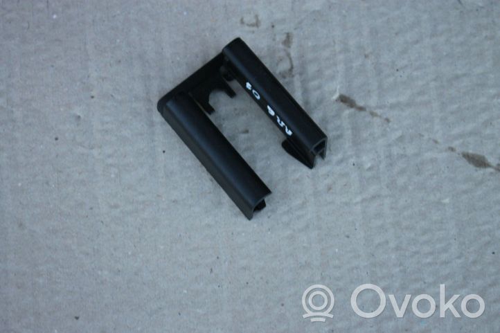 Audi A4 S4 B6 8E 8H Rivestimento del binario sedile anteriore del conducente 8E0881348D