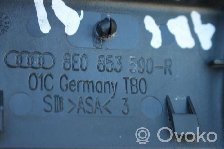 Audi A4 S4 B6 8E 8H Apdaila sparno (moldingas) 8E0853590R