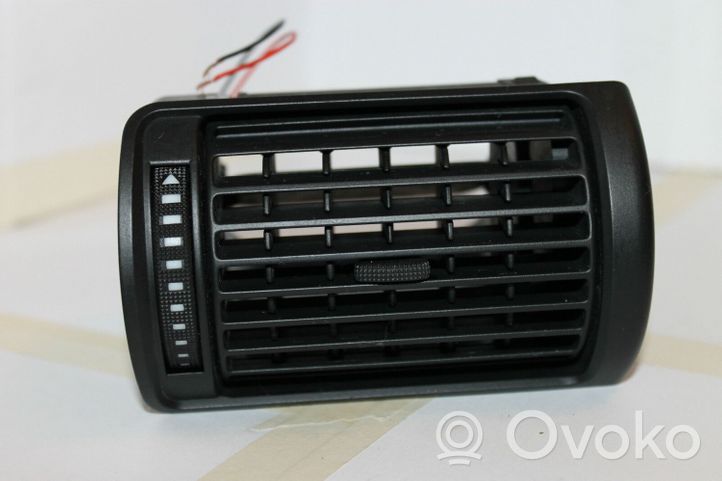 Audi A4 S4 B5 8D Moldura protectora de la rejilla de ventilación lateral del panel 8D2820901A