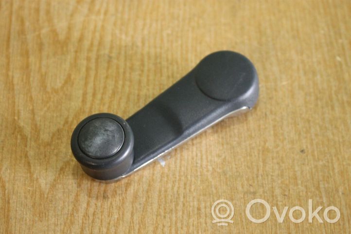 Audi 80 90 S2 B4 Rear door window winding handle 443837575A