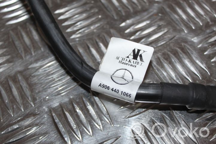 Mercedes-Benz Sprinter W906 Cavo positivo (batteria) A9064401066