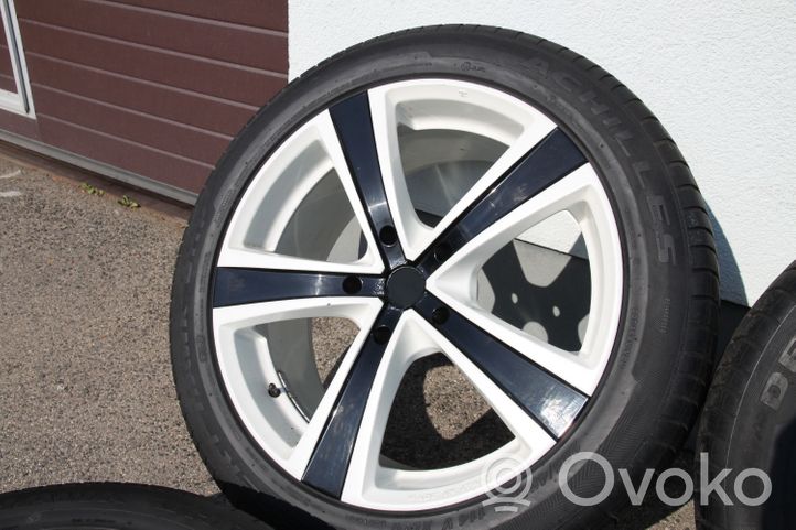 Toyota Land Cruiser (J200) R22 alloy rim 10JX22H2