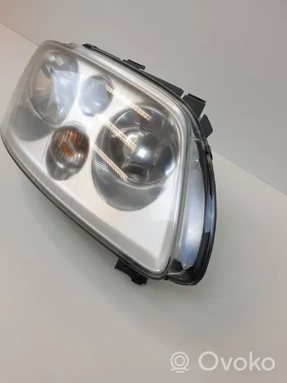 Volkswagen Touran I Lampa przednia 1T0941006F