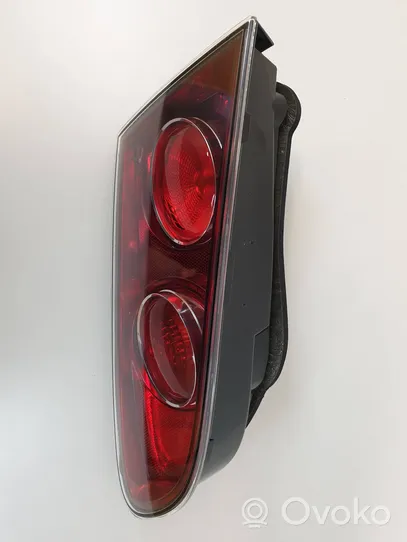 Seat Cordoba (6L) Lampy tylnej klapy bagażnika 964719