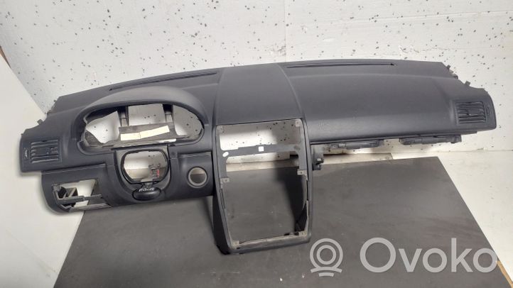 Mercedes-Benz B W245 Tableau de bord A16968007