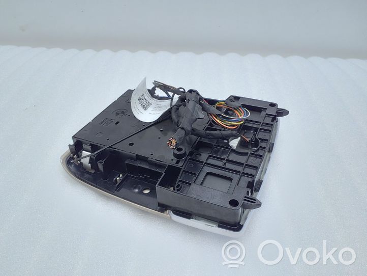 BMW 2 F45 Etuistuimen valo 9348998