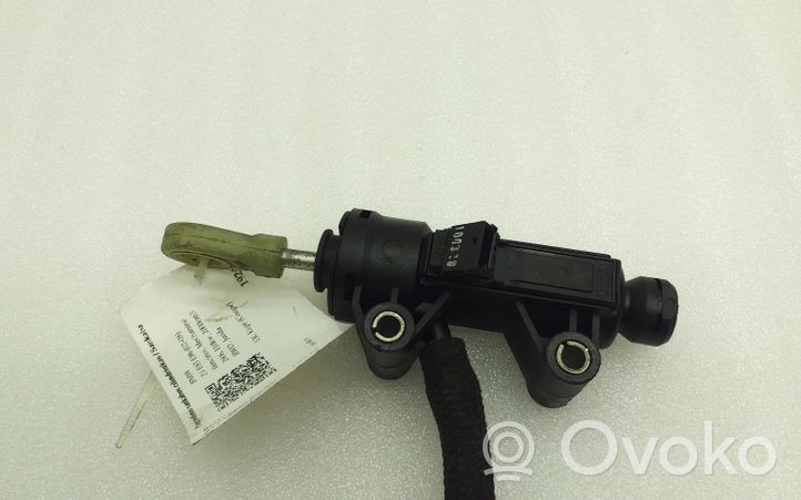 BMW Z4 E85 E86 Główny cylinder sprzęgła 6773670