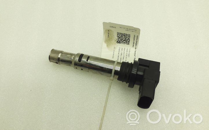 Volkswagen PASSAT B7 Bobine d'allumage haute tension 036905715G