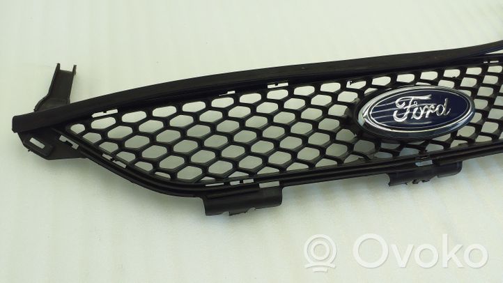 Ford Galaxy Front bumper upper radiator grill 6M218200A