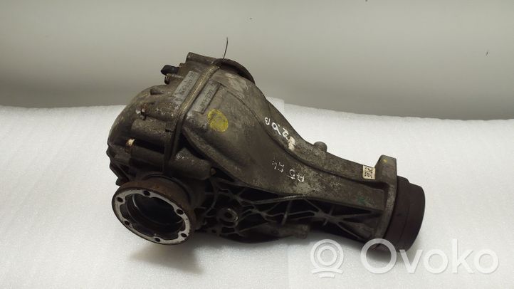 Audi A4 S4 B8 8K Takatasauspyörästö 0AR525083B