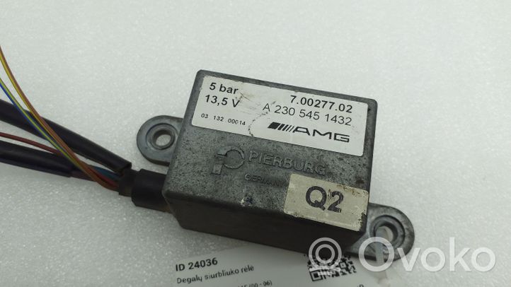 Mercedes-Benz CL C215 Polttoainepumpun rele A2305451432