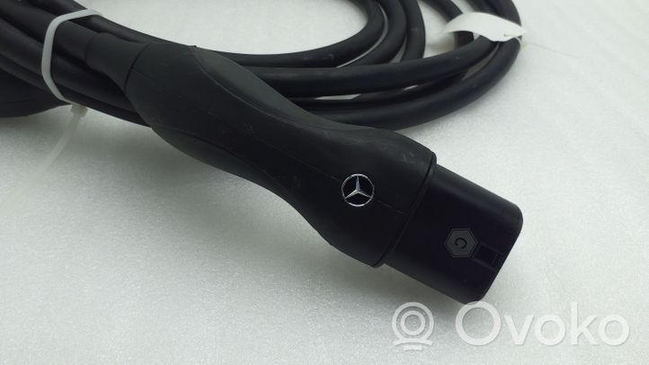 Mercedes-Benz EQA Câble de recharge voiture électrique H07BZ5F