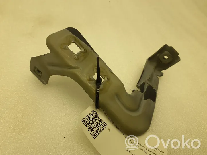 BMW 1 F20 F21 Supporto di montaggio del parafango 7284647