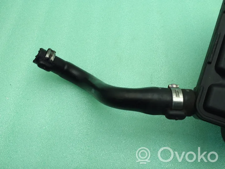 Land Rover Freelander 2 - LR2 Odpowietrznik / Separator oleju 9653275280