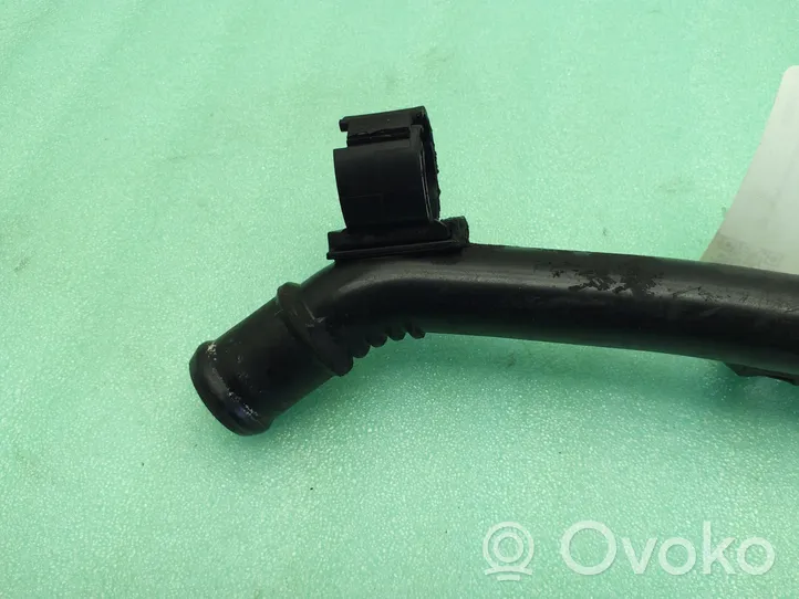 Seat Ibiza IV (6J,6P) Tubo flessibile del liquido di raffreddamento del motore 03P121065C