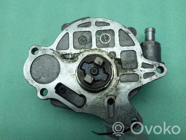 Audi A4 S4 B8 8K Vacuum pump 03L145100