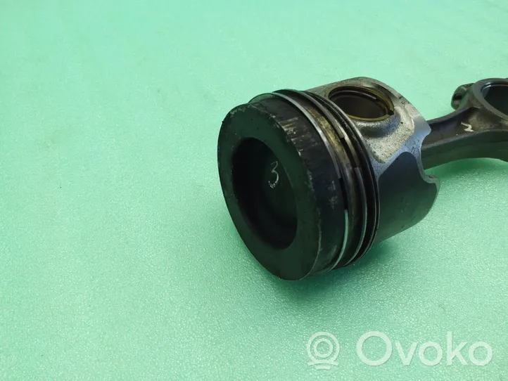 Audi A4 S4 B8 8K Pistone con biella 15060802044A