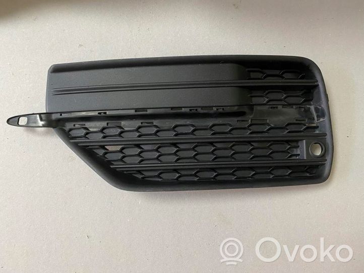 Volvo XC90 Front bumper lower grill 31383441