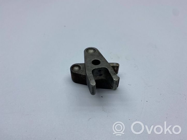 Mercedes-Benz C W203 Fuel Injector clamp holder 