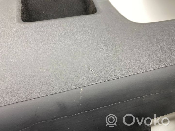 Audi A3 S3 A3 Sportback 8P Paneļa dekoratīvās apdares vairogs (apakšējais) 8P1863075A