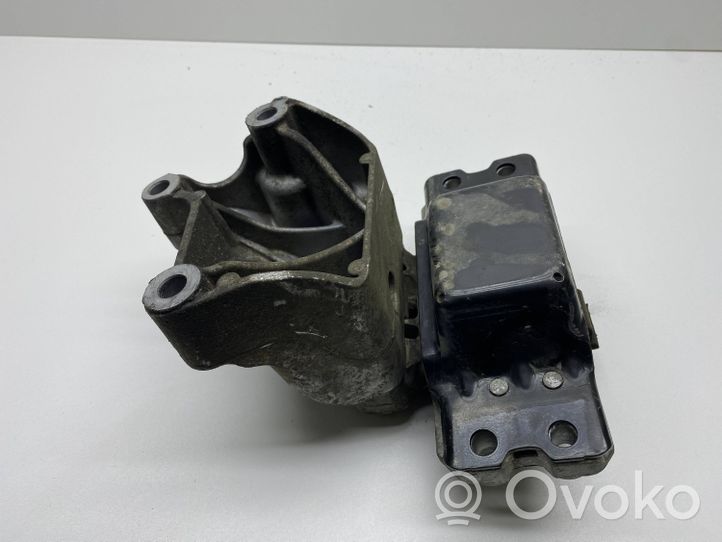 Audi A3 S3 A3 Sportback 8P Supporto di montaggio del motore 1K0199555