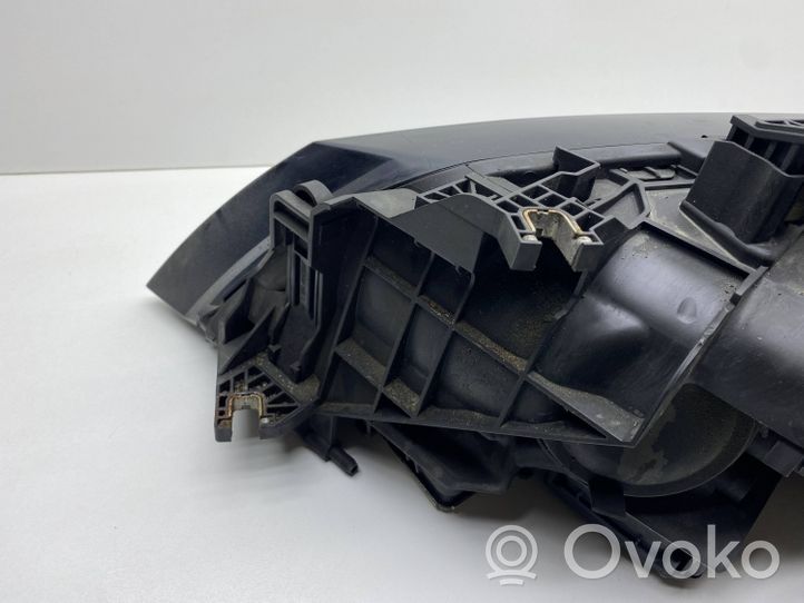 Audi A7 S7 4G Phare frontale 4G8941004AJ