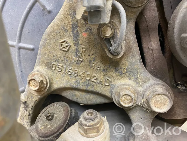 Dodge Charger Priekšējā riteņa rumbas vārpstas šarnīrs (stupica, capfa) 05168402AD