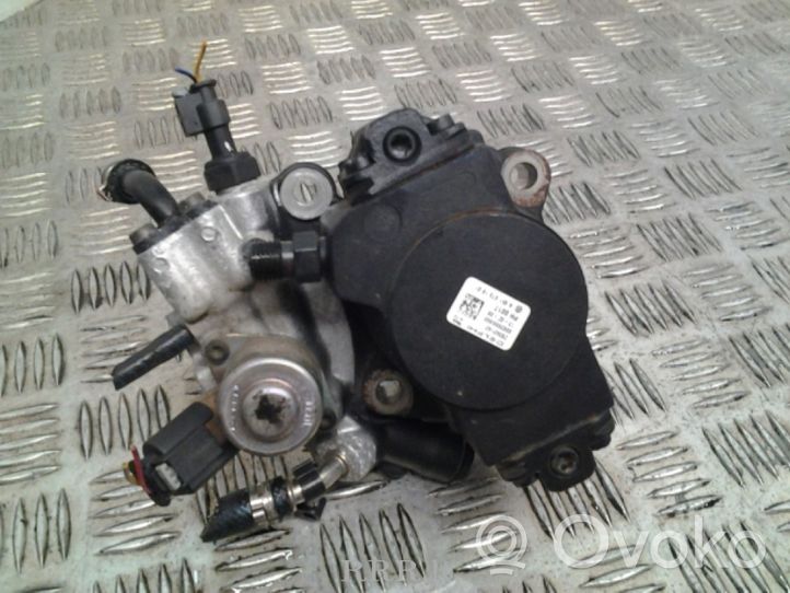 Mercedes-Benz A W176 Polttoaineen ruiskutuksen suurpainepumppu A6510701601