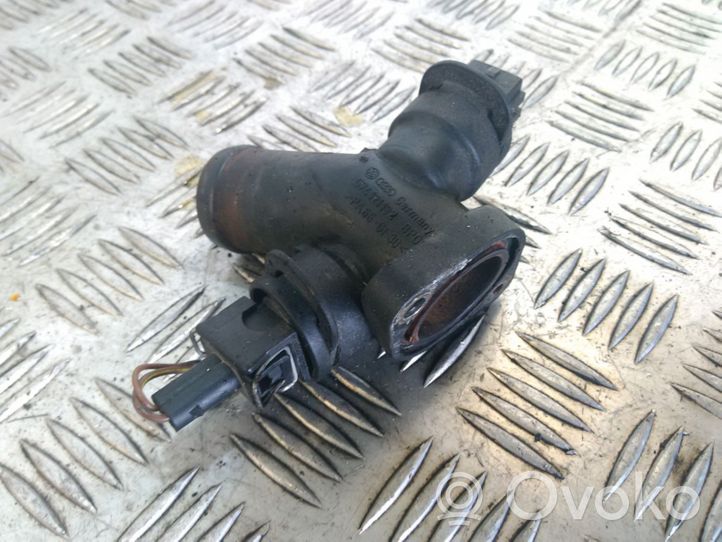 Volkswagen II LT Thermostat / Thermostatgehäuse 074121132