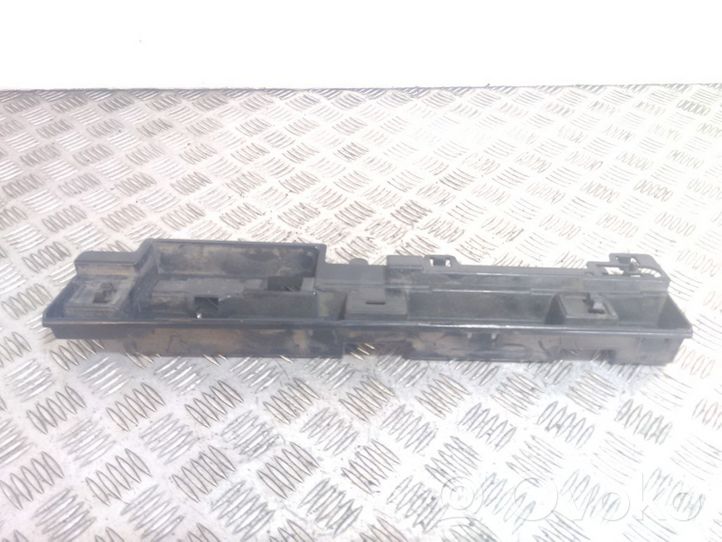 BMW 3 F30 F35 F31 Listello di supporto del sottoporta 7256918