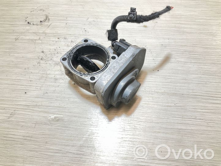 Opel Zafira B Sähköinen kaasuttimen ilmaläppärunko 89810512