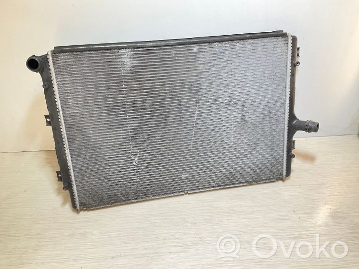 Volkswagen Jetta V Radiateur de refroidissement 1K0121125AB