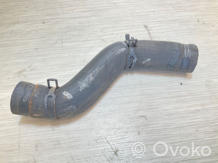 Jeep Cherokee Tuyau de liquide de refroidissement moteur 52079708