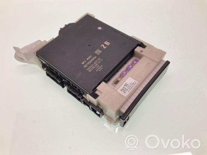 Toyota Corolla E210 E21 Module confort 8922102710