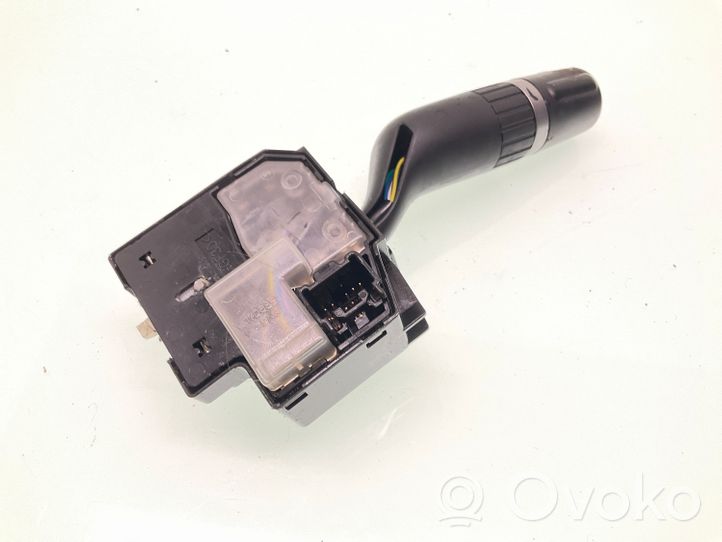 Mazda 3 I Indicator stalk 17D682