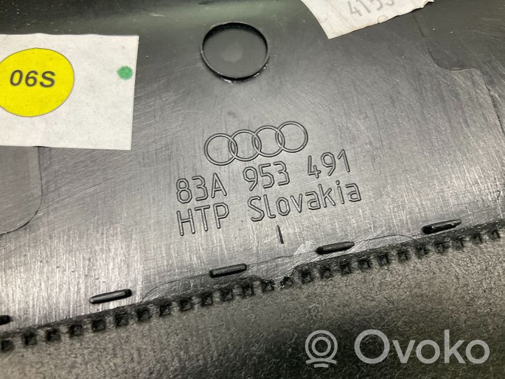 Audi Q3 F3 Ohjauspyörän pylvään verhoilu 83A953491