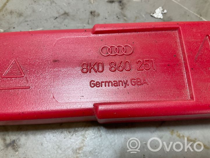 Audi A3 S3 8V Trójkąt ostrzegawczy 8K0860251