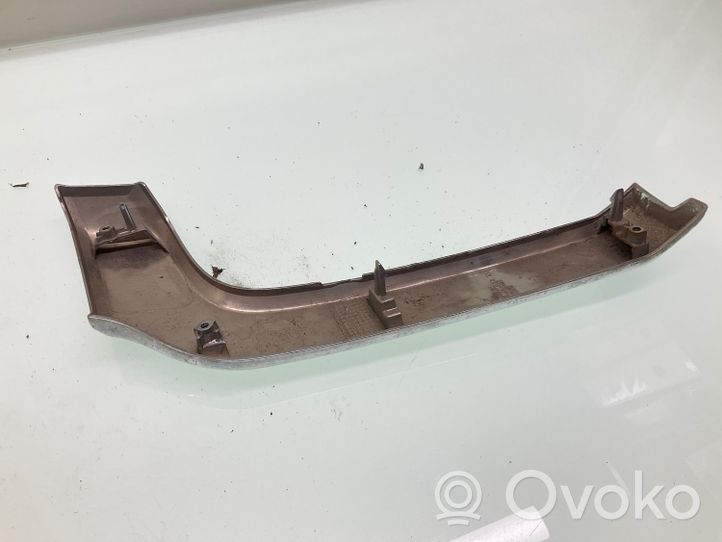 Mitsubishi Pajero Rivestimento parafango (modanatura) 6407A122