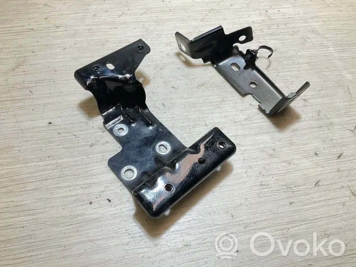 Volvo XC40 Supporto di montaggio del parafango 31469374