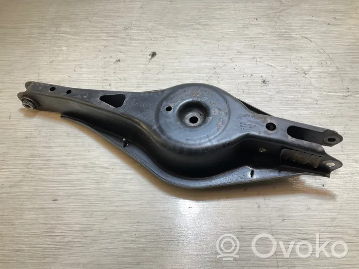 Volvo XC40 Braccio di controllo sospensione posteriore superiore/braccio oscillante 32221199