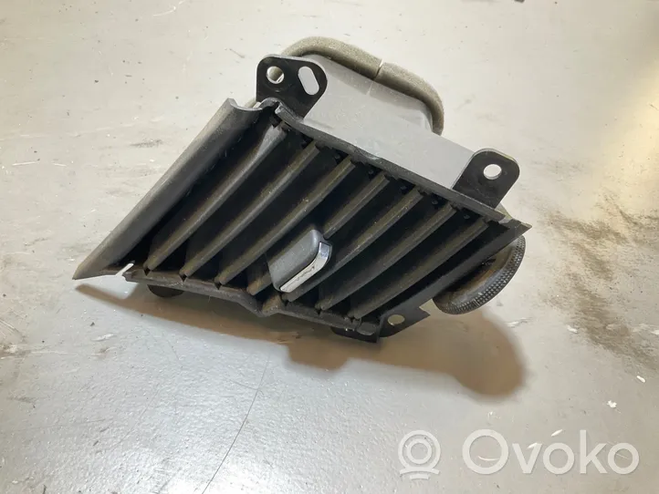 Iveco Daily 6th gen Grille d'aération centrale 