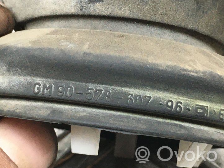 Opel Astra H Ramka drążka zmiany biegów 9057860796