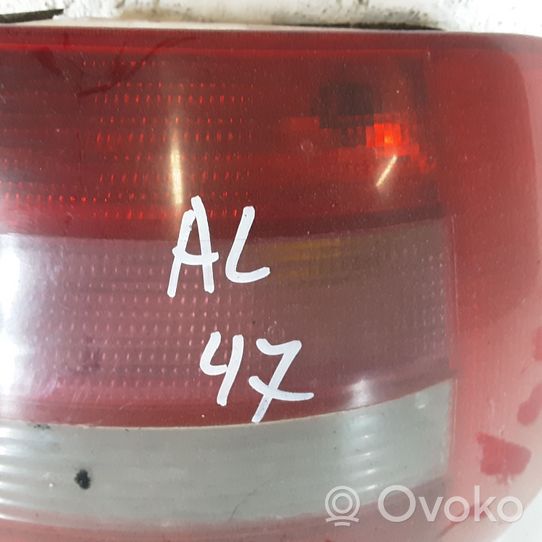 Audi A4 S4 B5 8D Galinis žibintas kėbule 289922