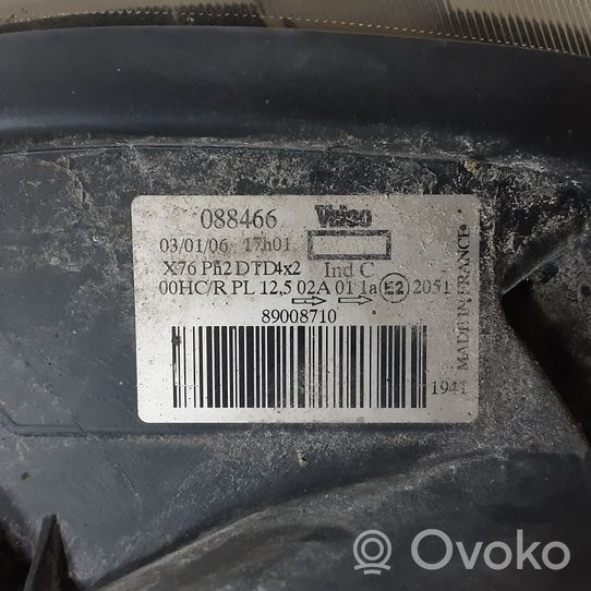 Renault Kangoo I Phare frontale 89008710