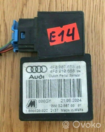 Audi A6 S6 C6 4F Sankabos pedalo daviklis 4F0907658