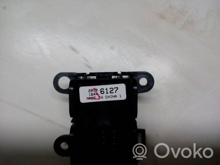 Opel Antara Interruttore del freno di stazionamento/freno a mano 20786127