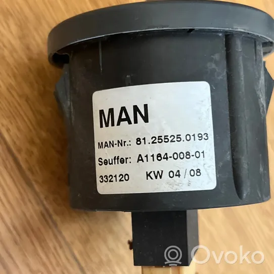 Man TGE 1gen Interruttore luci 81255250193