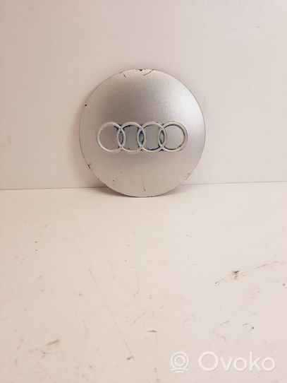 Audi A4 S4 B5 8D Borchia ruota originale 8D0601165B